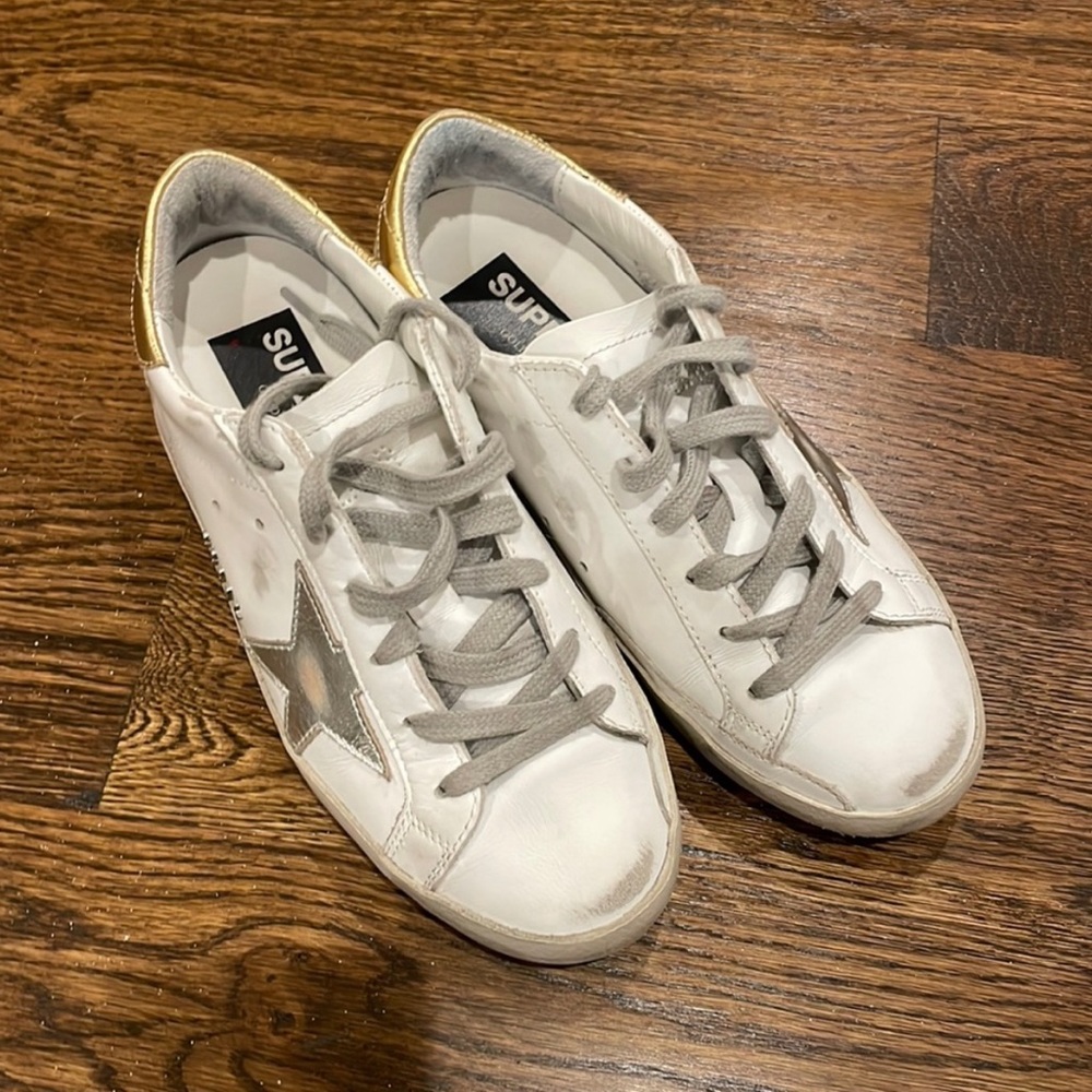 Golden Goose Super Star Sneakers